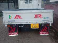 Toyota Dyna 2010 Lorry