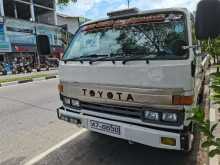 Toyota Dyna 1990 Lorry