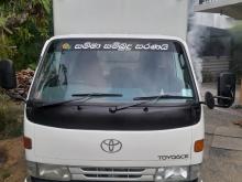 Toyota Dyna 2002 Lorry