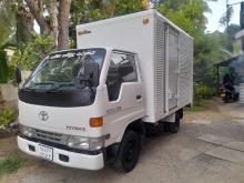 Toyota Dyna 2000 Lorry
