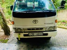 Toyota Dyna 1999 Lorry