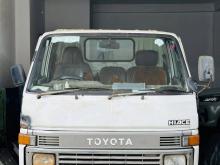 Toyota Dyna 2000 Lorry