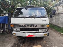 Toyota Dyna 1990 Lorry