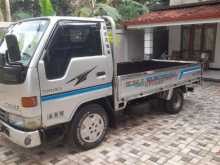 Toyota Dyna 2000 Lorry