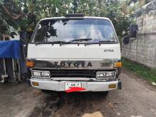 Toyota Dyna 1990 Lorry