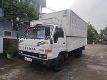 Toyota Dyna 1989 Lorry