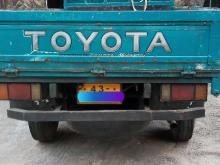 https://riyasewana.com/uploads/toyota-dayana-61141376874.jpg