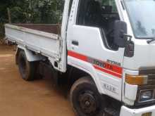 https://riyasewana.com/uploads/toyota-dayana-61929494792.jpg