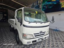 https://riyasewana.com/uploads/toyota-dayna-10-5-232125386346.jpg
