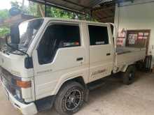 Toyota Dyna 1997 Crew Cab