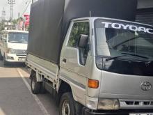 Toyota Dyna 2000 Lorry