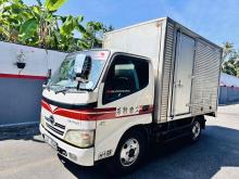 https://riyasewana.com/uploads/toyota-dayna-hino-225410124331.jpg