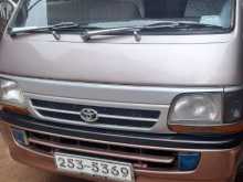 Toyota Dolphin 1996 Van