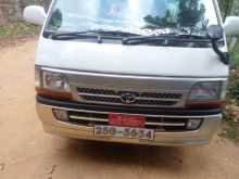 Toyota Dolphin 1994 Van