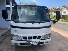 Toyota Dyna 2004 Lorry