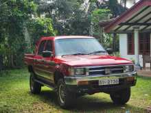 Toyota Dobul Cab 1990 Pickup