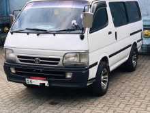 Toyota Dolphin 1990 Van