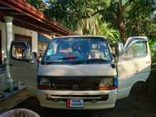 Toyota Dolphin 1996 Van