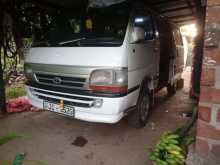 Toyota Dolphin 1999 Van