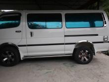 Toyota Dolphin LH172 2002 Van