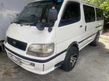 Toyota Dolphin 1 K Z Turbo 1998 Van