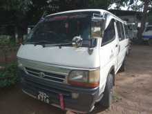 Toyota Dolphin 1992 Van