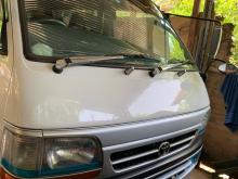 Toyota Dolphin 1993 Van