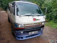 Toyota Dolphin Long 1998 Van