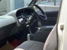 https://riyasewana.com/uploads/toyota-dolphin-102-1112270624351.jpg