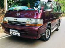 Toyota Dolphin 102 1989 Van