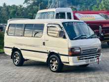 Toyota Dolphin 102 1991 Van