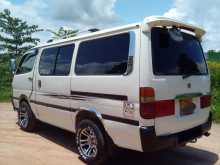 https://riyasewana.com/uploads/toyota-dolphin-102-1992-1516072312212.jpg