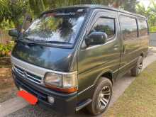 Toyota Dolphin 102 2003 Van