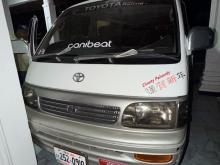 Toyota Dolphin 102 1993 Van