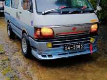 Toyota Dolphin 102 1990 Van