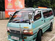 Toyota Dolphin 103 1994 Van