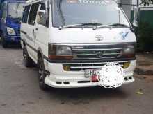 Toyota Dolphin 103 1998 Van