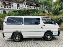 https://riyasewana.com/uploads/toyota-dolphin-103-1611065924211.jpg