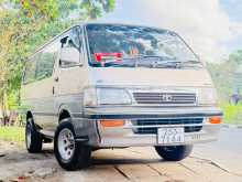 Toyota Dolphin 103 1993 Van