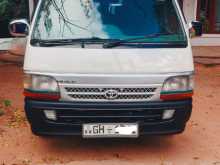 Toyota Dolphin 103 1996 Van