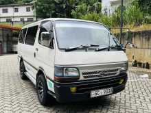 https://riyasewana.com/uploads/toyota-dolphin-103-2012031122162.jpg