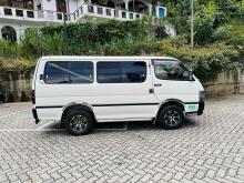 https://riyasewana.com/uploads/toyota-dolphin-103-2012034824711.jpg