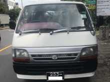 Toyota Dolphin 103 1995 Van