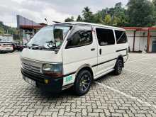 Toyota Dolphin 103 1996 Van