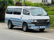 Toyota Dolphin 109 Short 1991 Van