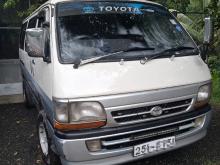Toyota Dolphin 113 1998 Van