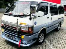 Toyota Dolphin 113 1990 Van