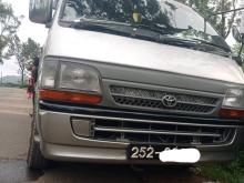 Toyota Dolphin 113 1994 Van