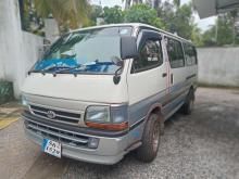 https://riyasewana.com/uploads/toyota-dolphin-113-171103386142.jpg