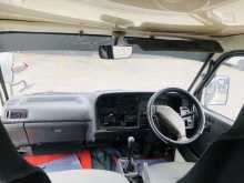 https://riyasewana.com/uploads/toyota-dolphin-113-1823254522642.jpg